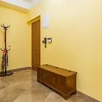 Apartman In Heart Of - 2br 2ba Elegant Downtown Prága