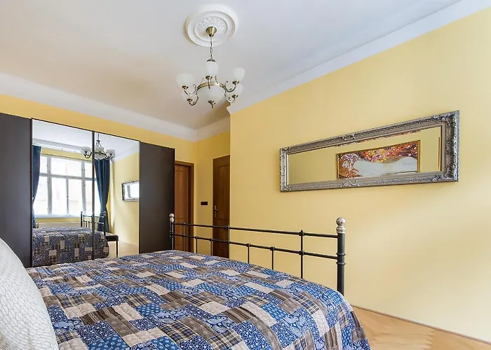 Apartamento In Heart Of - 2br 2ba Elegant Downtown *