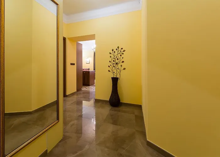 Apartamento In Heart Of - 2br 2ba Elegant Downtown Praga