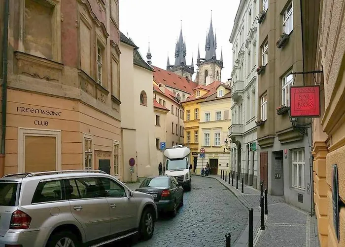 In Heart Of - 2br 2ba Elegant Downtown * Praga