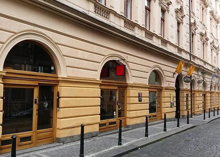 Apartamento In Heart Of - 2br 2ba Elegant Downtown Praga